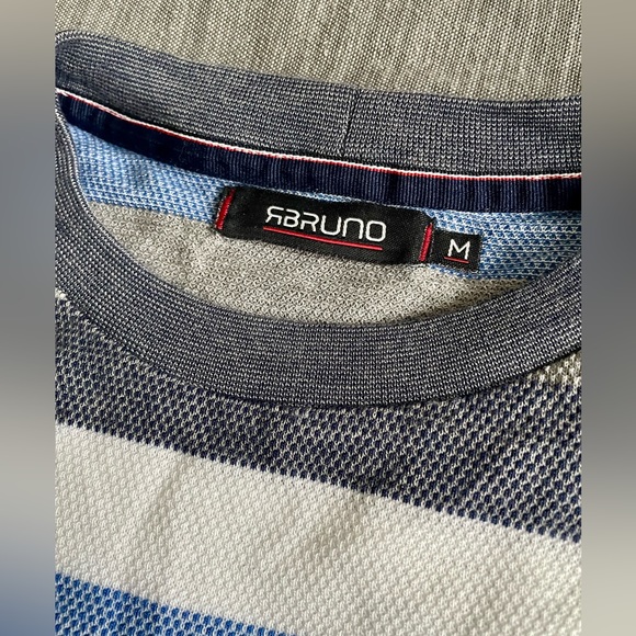 Bruno brand - Medium Junior Men’s Long Sleeve Shirt - New (but w/out tag) - Picture 3 of 4